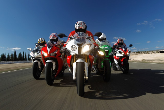Comparativa 1000 sportive - finale -BMW S 1000 RR - Honda CBR1000RR C-ABS - Kawasaki ZX-10R - MV Agusta F4 RR - Yamaha YZF-R1