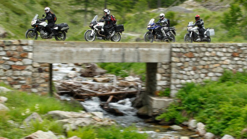 Alpen Master 2012: enduro stradali, Honda Crosstourer, Moto Guzzi Stelvio 8V, Suzuki V-Strom 650, Triumph Tiger Explorer