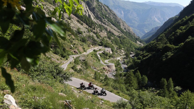 Alpen Master 2012: funbike, Aprilia Dorsoduro 1200, Husqvarna 900 Nuda, Kawasaki Versys 1000, KTM 690 Duke