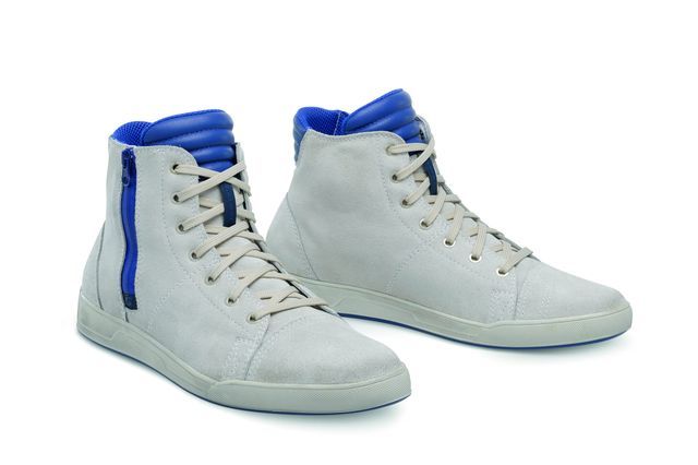 G.Voyager by Gaerne: le sneakers per i motociclisti