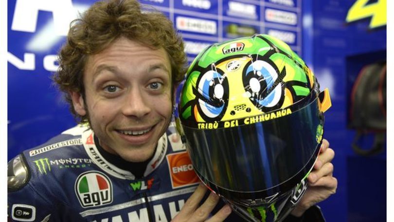 AGV presenta il Corsa replica Valentino