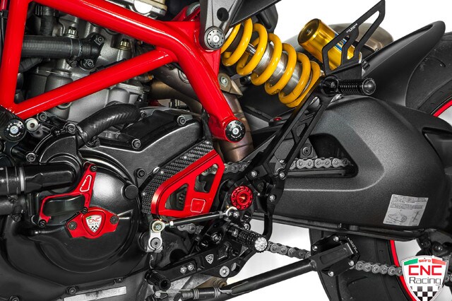 CNC Racing, pedane per Hypermotard