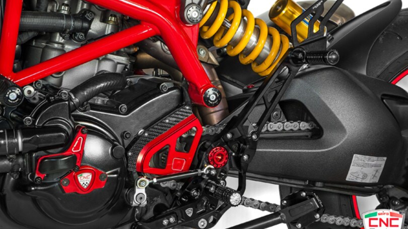 CNC Racing, pedane per Hypermotard