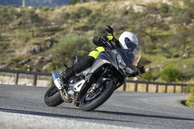 Ecco la nuova Honda Crossrunner