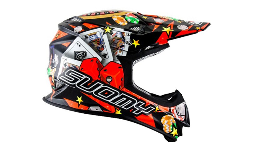 Suomy più aggressivo in nero