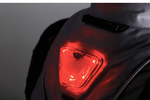 Macna ti mette il LED addosso