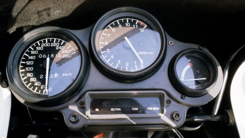 Bimota YB4 750: l'anti RC30 FOTO