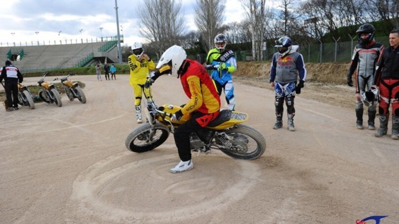 Chiaravalli propone una gamma dedicata al flat track
