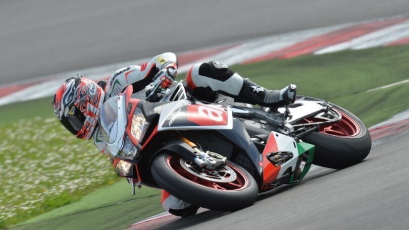 Aprilia RSV4: l'abbiamo provata a Misano