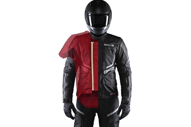 BMW e Alpinestars: tecnologie per la sicurezza