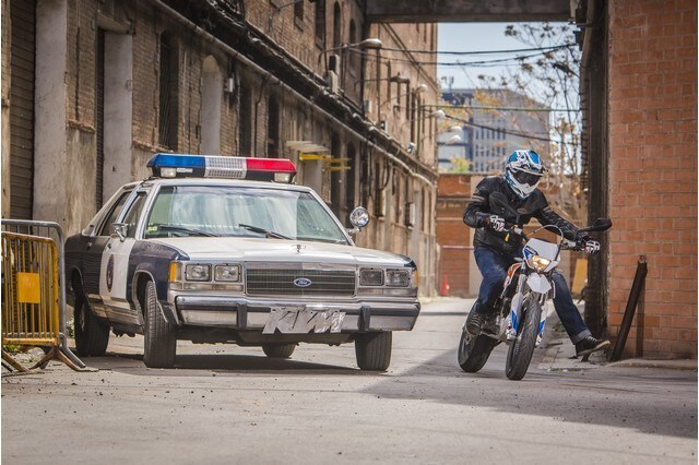 KTM Freeride E VS Police