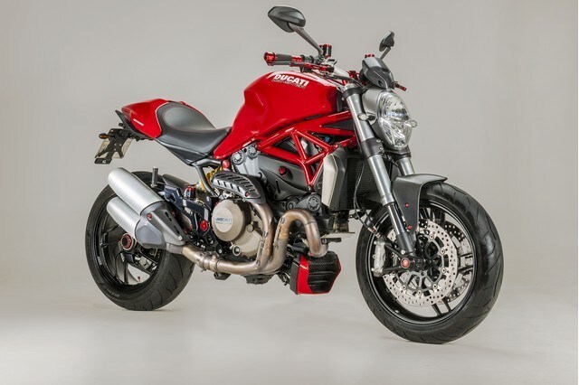 CNC Racing: pedane per Ducati Monster 821 e 1200