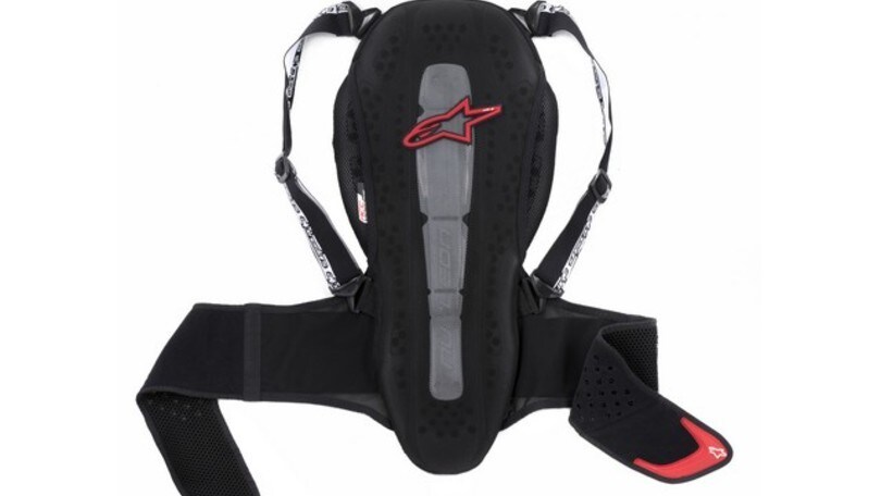 Nucleon KR-2 è il paraschiena per il turismo di Alpinestars