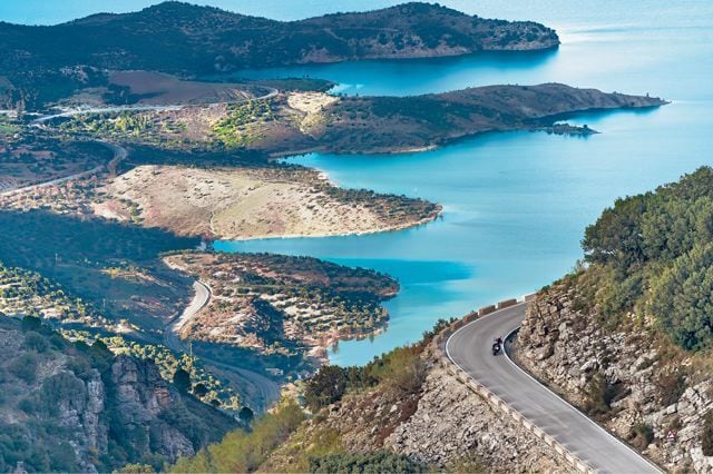 Agosto in moto: itinerari suggestivi per tutti i gusti nel nord Italia