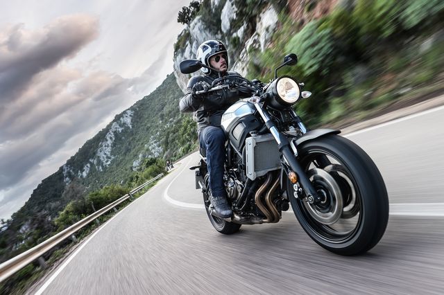 Yamaha XSR 700: eccola