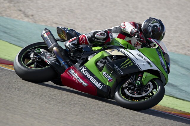 SBK: Adrenalina... in sella alla ZX-10R di Rea