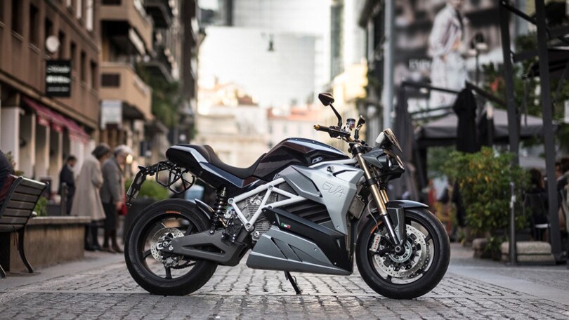Energica: showroom in Italia