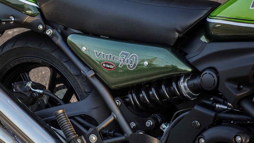 Kawasaki Vulcan 70 Martini