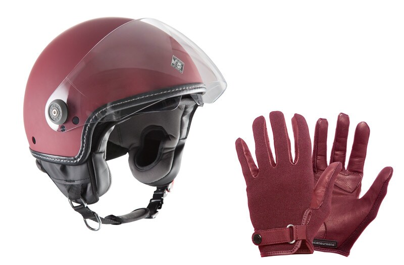 Tucano Urbano: casco e guanti per l'estate
