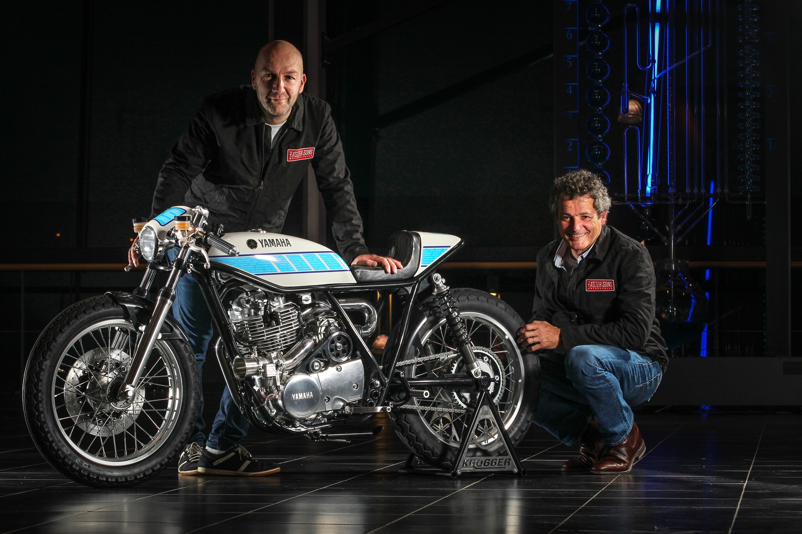 Yamaha Yard Built SR400: Krugger Motorcycles e le leggende della MotoGP