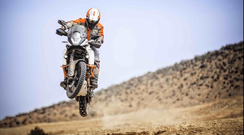 Intermot 2016: KTM 1090 Adventure R, cresce la famiglia
