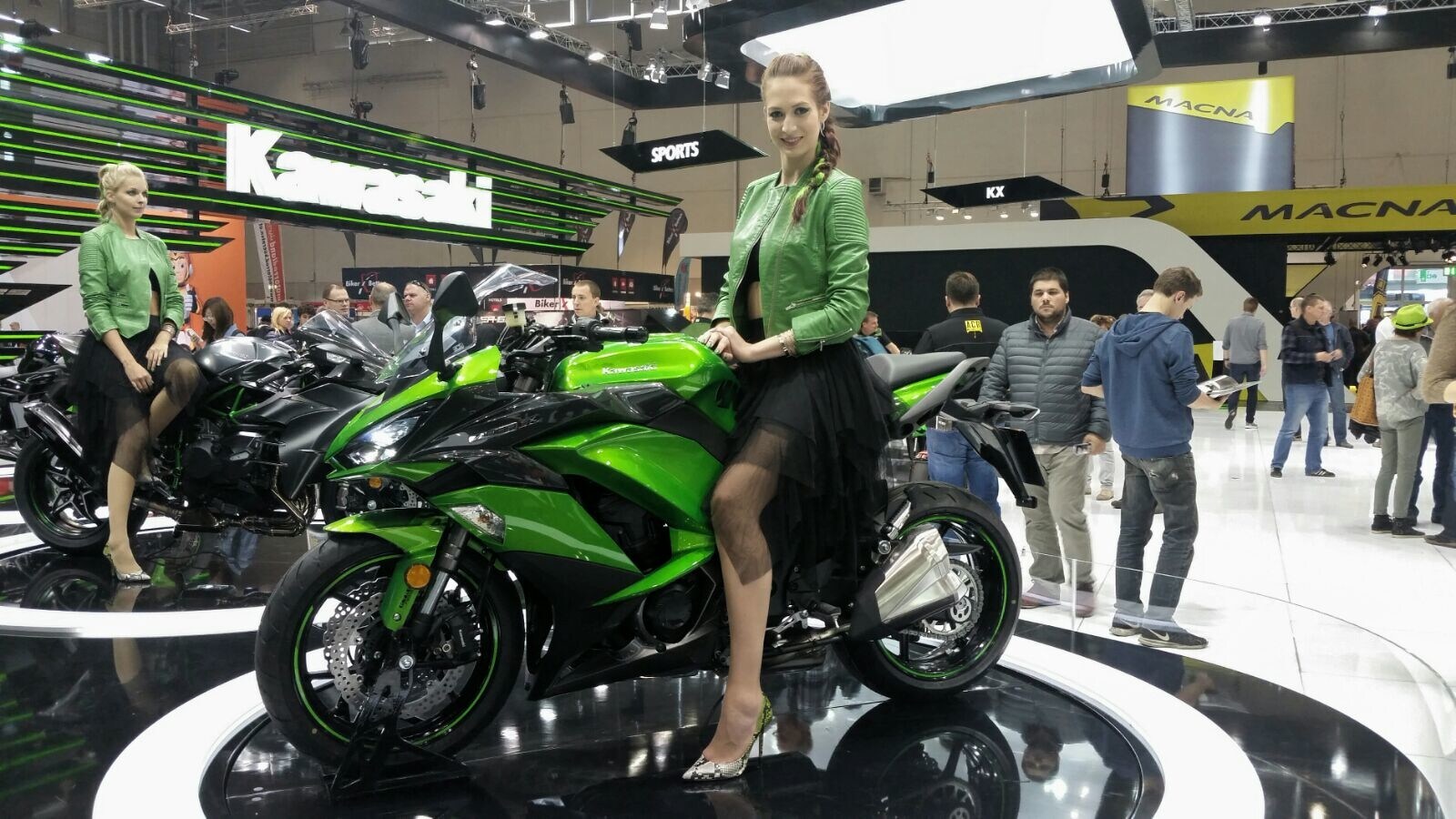 Intermot 2016: Kawasaki Z 1000 SX, evoluzione elettronica