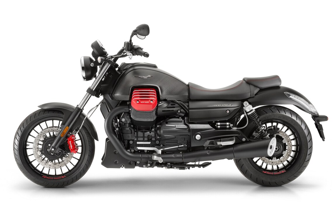 Intermot 2016: la Moto Guzzi Audace diventa Carbon