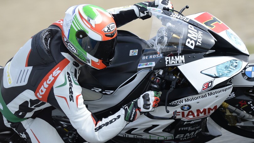 BMW S 1000 RR: in sella a tutte quelle da corsa!