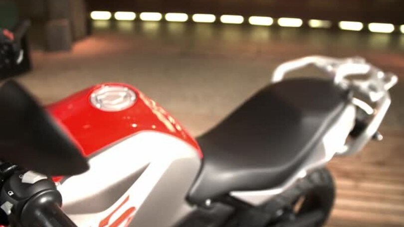 BMW G310 GS, piccola giramondo all'Eicma