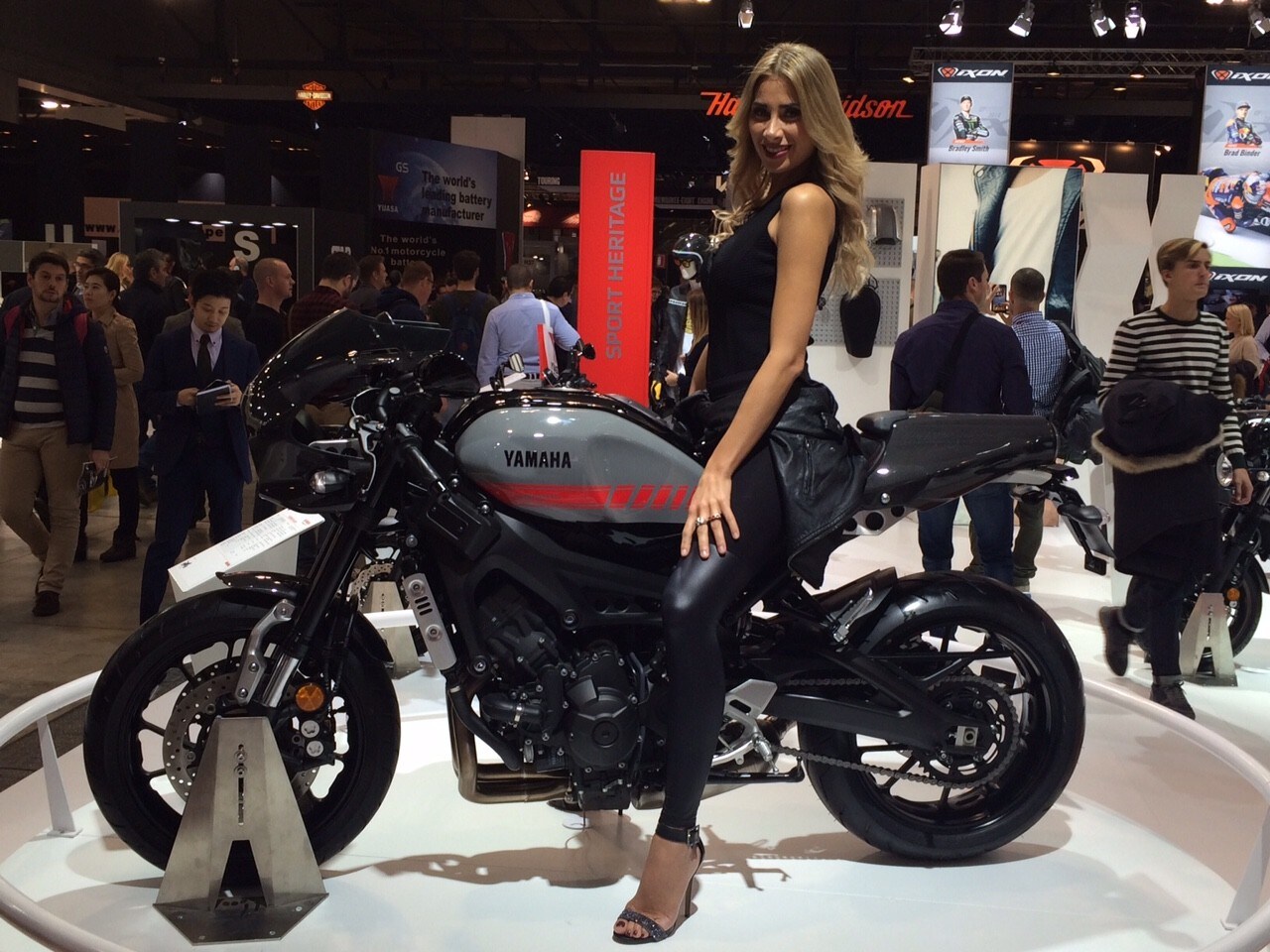 EICMA 2016: Yamaha XSR 900 Abarth