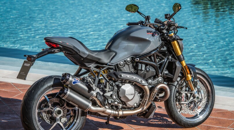 Ducati Monster 1200S: foto