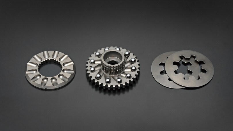 Suzuki SR-VVT: semplice, compatto e leggero