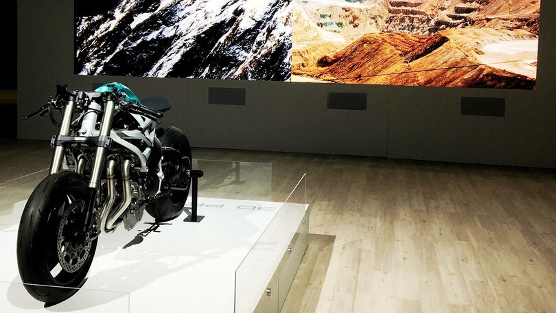 Divergent H2 Dagger: foto