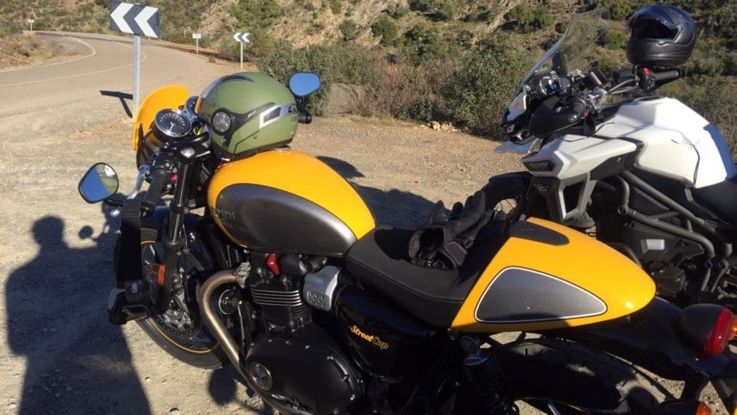 Triumph Street Cup e Scrambler: l'antipasto del test!