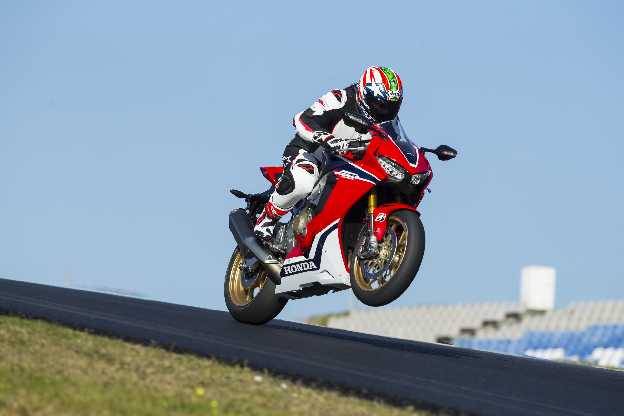 Honda Fireblade: nata per vincere la 8 Ore di Suzuka