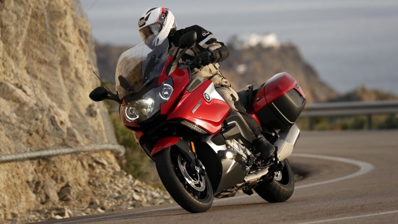 BMW K1600GT: eleganza e imponenza
