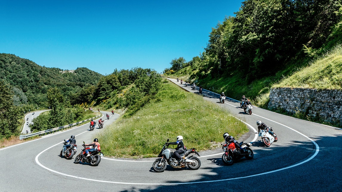 Dream Tour: quattro weekend in sella alle Ducati