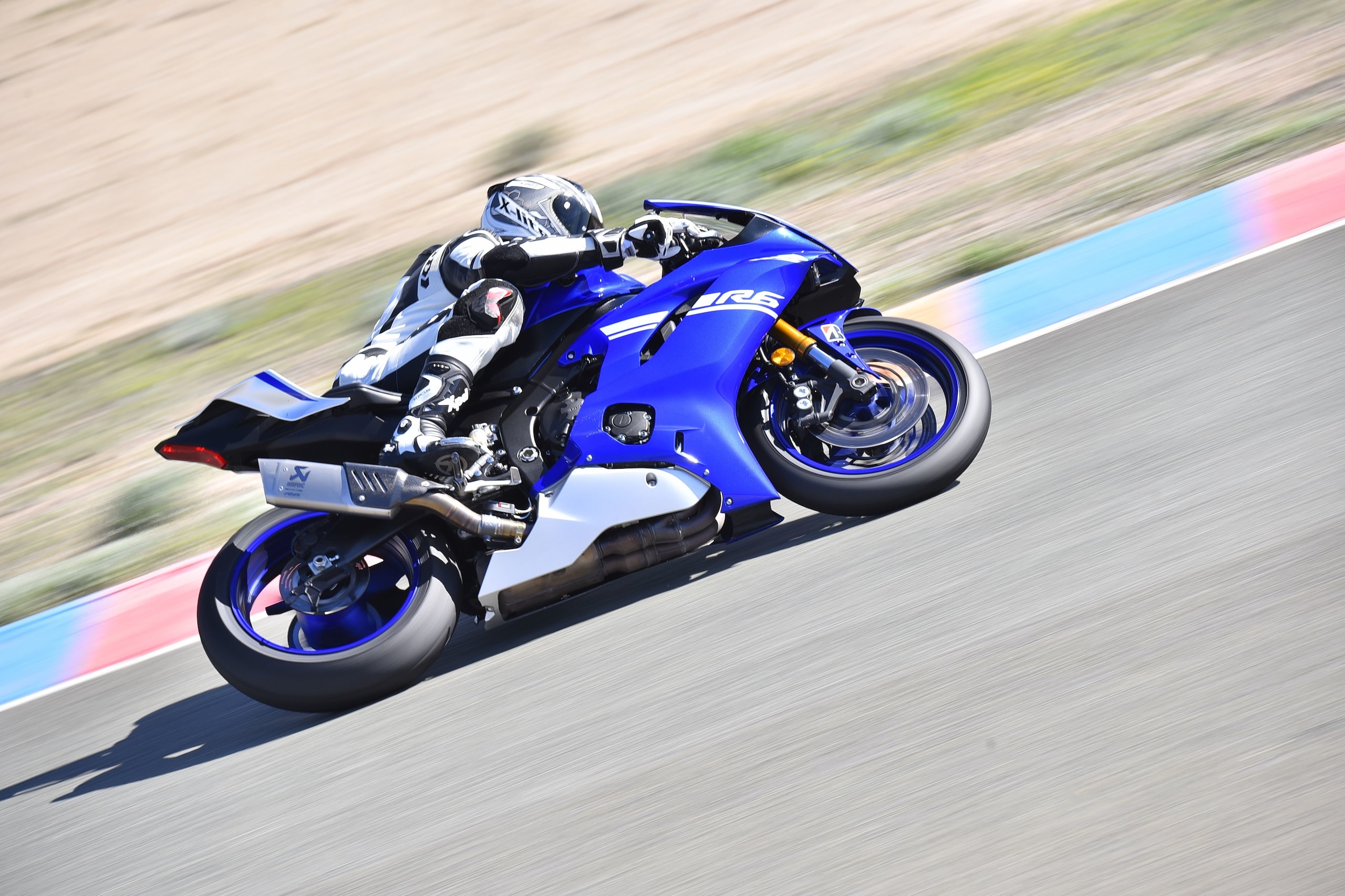 Yamaha YZF-R6: oltre il muro del suono