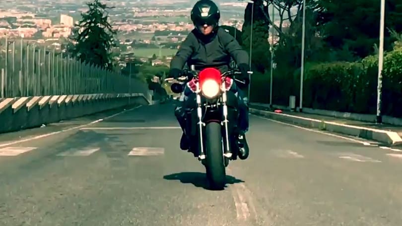 Codacorta, le prime immagini su strada