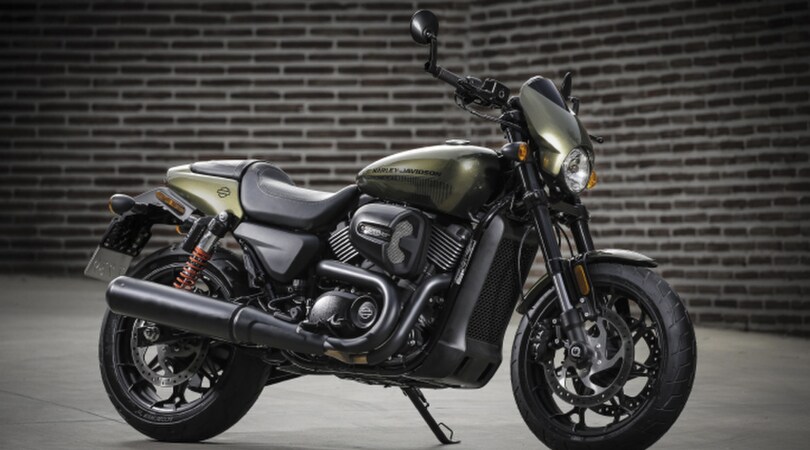Harley-Davidson Street Rod: le foto