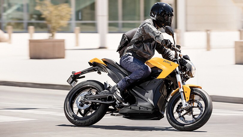 Neo-patentati, sconto sulle elettriche Zero