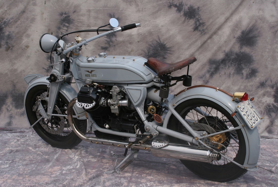 Moto Guzzi SP 1000 by Michele Galante: anni ruggenti