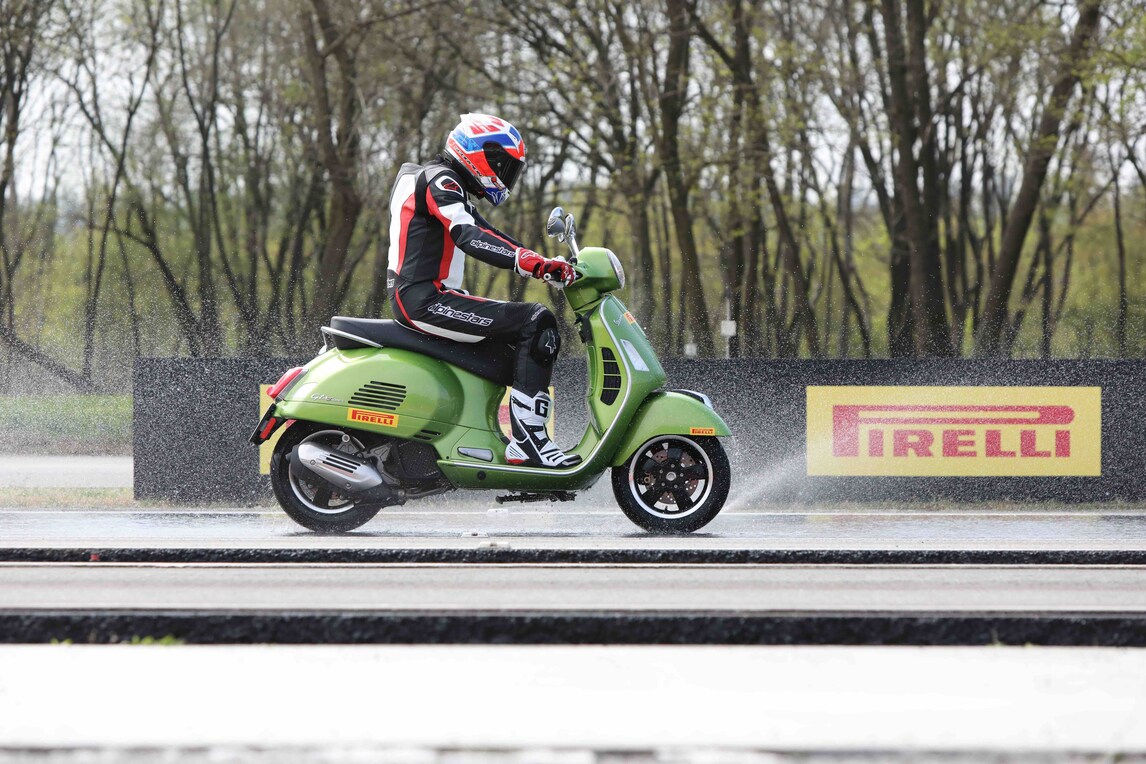 Due custodi da scooter