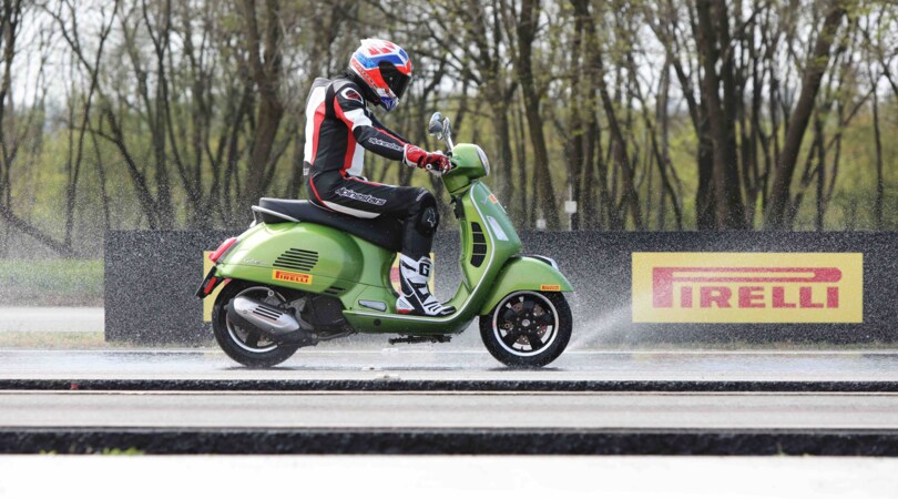 Due custodi da scooter