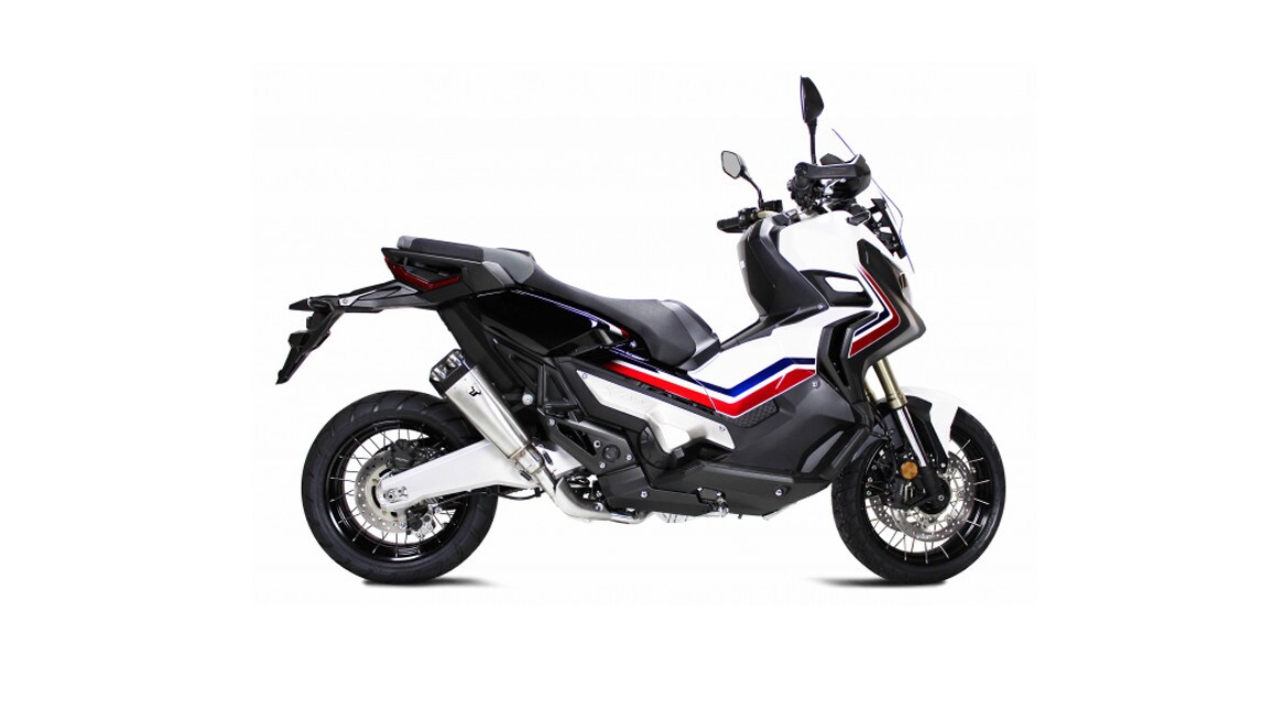 Ixrace M9, silenziatore per Honda