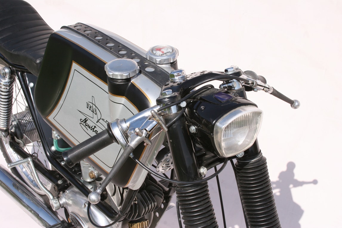 Italjet Mustang SS 50: “puledro” tricolore