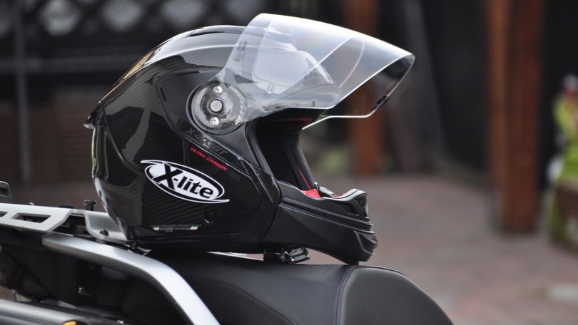 X-Lite X-403 GT ULTRA CARBON: doppia anima!