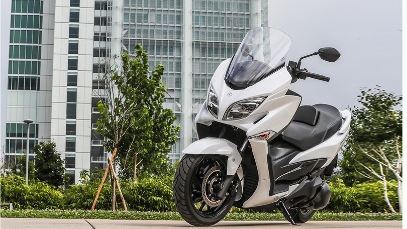 Suzuki: il Burgman 400 ABS si rinnova