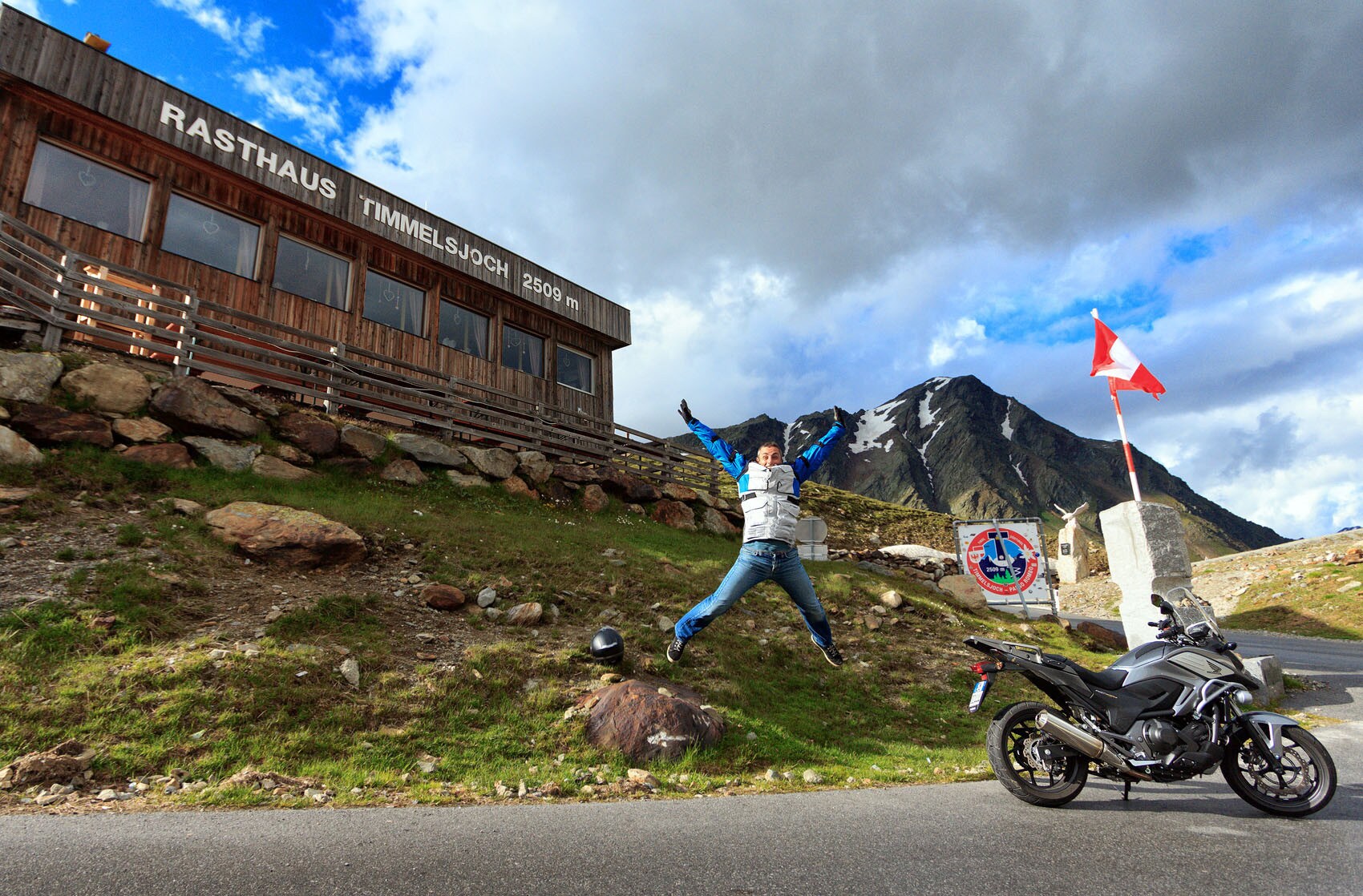 7 destinazioni in moto per sfuggire al caldo