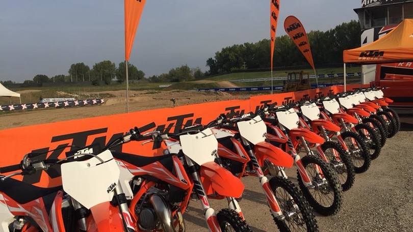 Primo contatto con la gamma SX 2018 di KTM